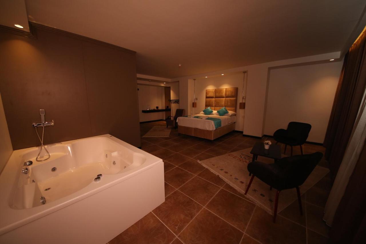 Hotel Safran Germia Palas à Bostanbuku Extérieur photo
