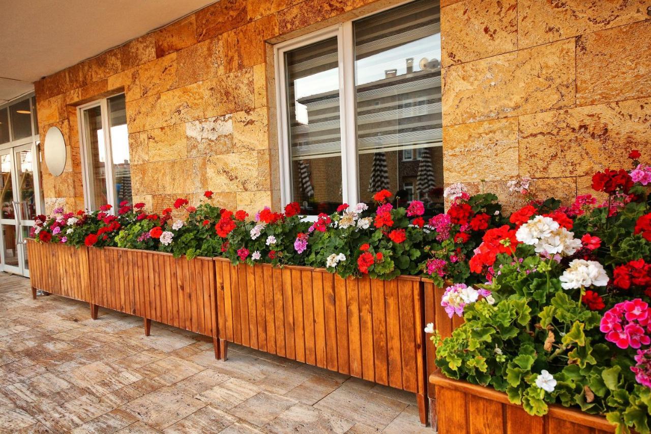 Hotel Safran Germia Palas à Bostanbuku Extérieur photo